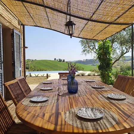 فيلة Casale Oleandri With Pool